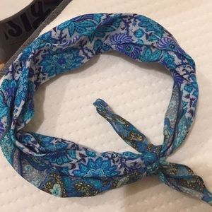 Anthropologie neck scarf